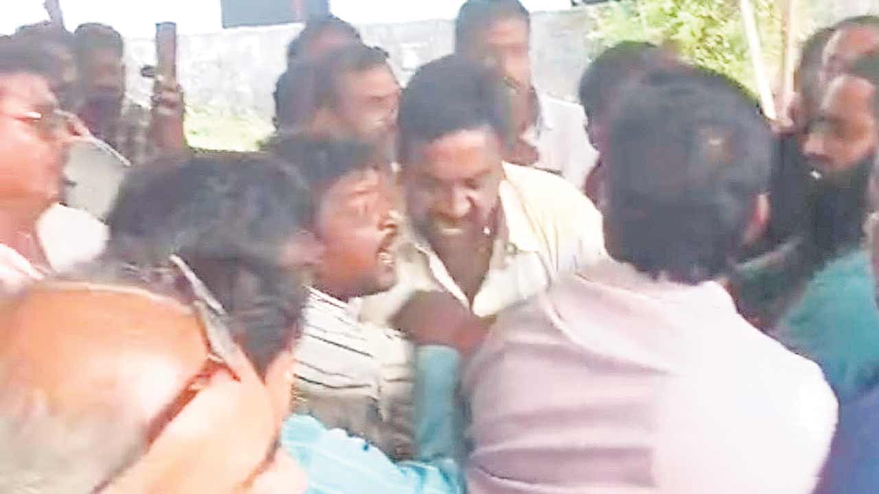 మంచిర్యాల లారీ ఓనర్స్‌ అసోసియేషన్‌లో గందరగోళం