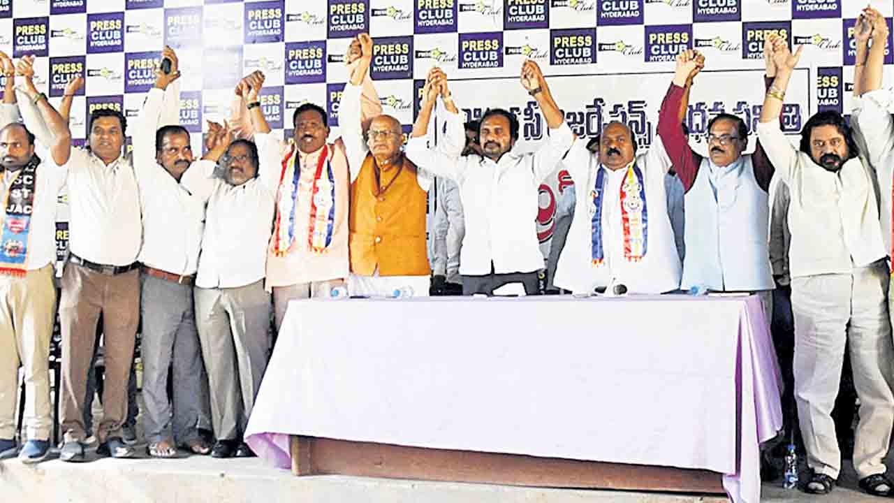 పోరాటాలతోనే రిజర్వేషన్లు సాధ్యం