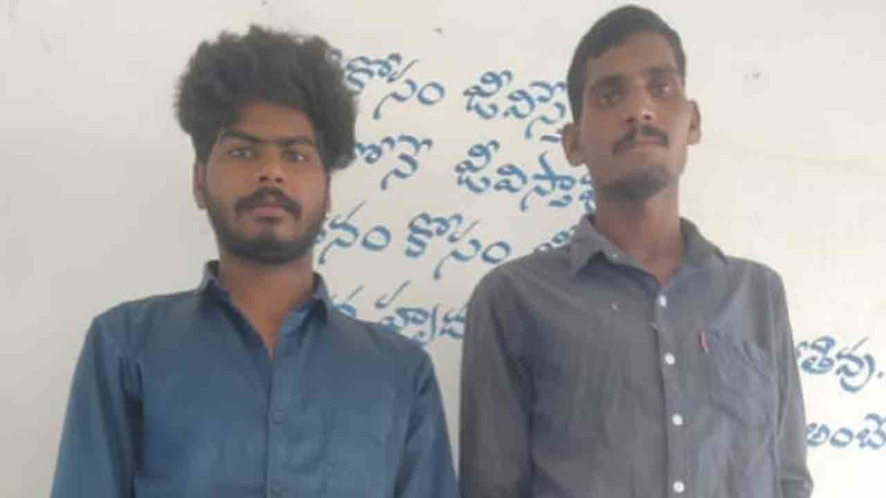 Artists | ‘కళాకారులను పట్టించుకోని ప్రభుత్వం.. రూ.5000 పింఛన్ ఇవ్వాలి’