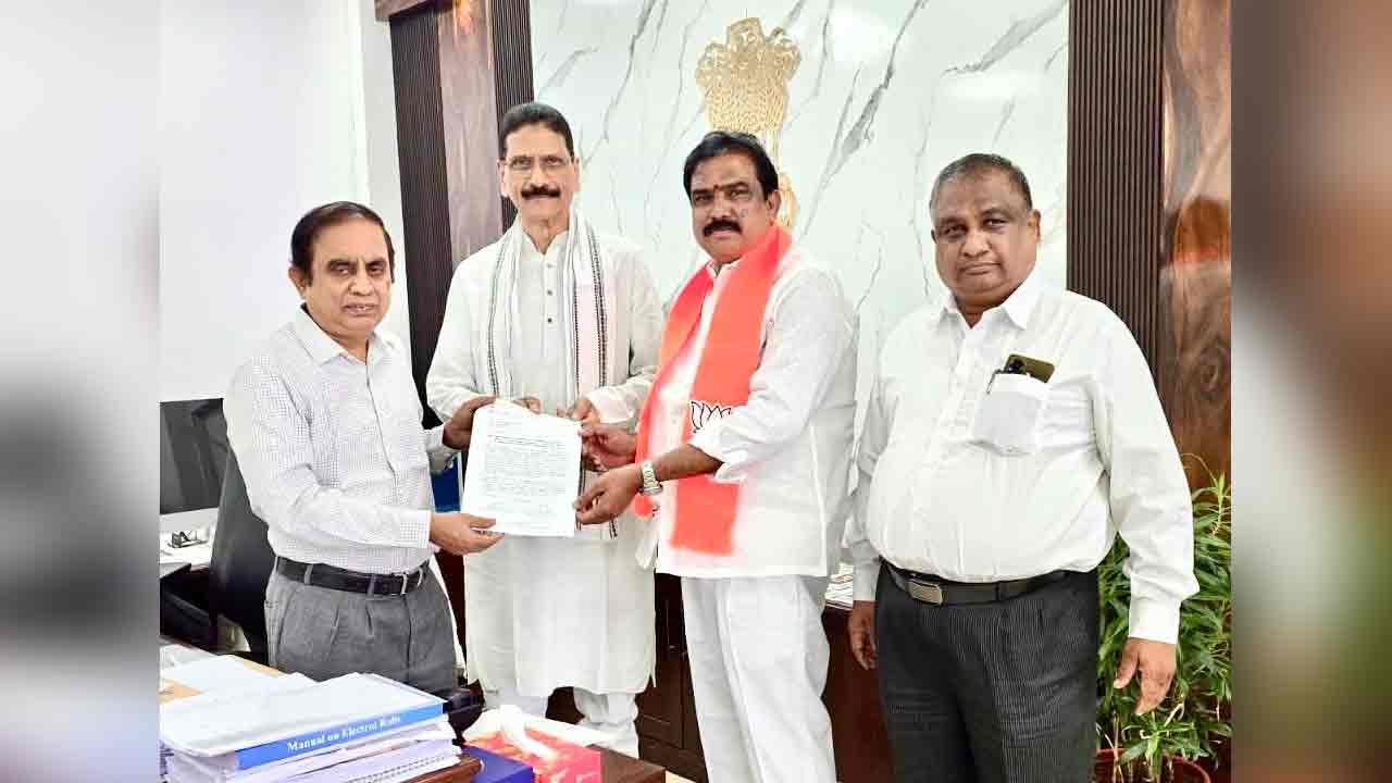 Azharuddin | అజారుద్దీన్కు మంత్రి పదవి.. రాష్ట్ర ఎన్నికల సంఘానికి బీజేపీ ఫిర్యాదు