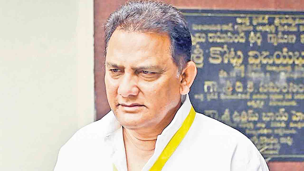 అజార్‌కు మంత్రి పదవి.. ఆర్నెల్ల ముచ్చటేనా?