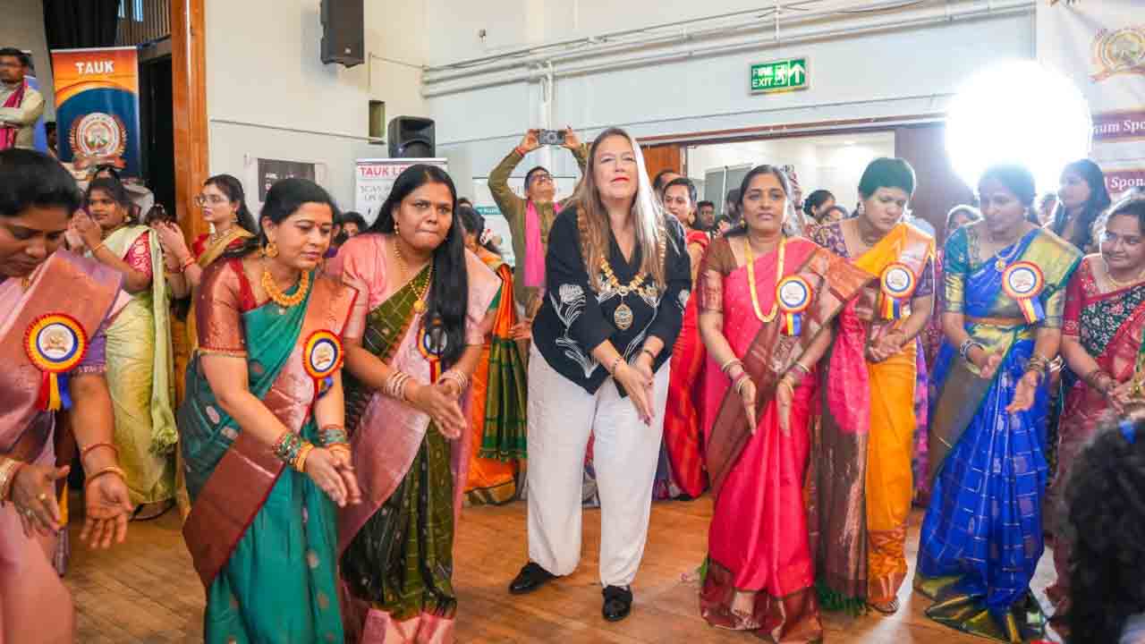Bathukamma Celebrations 6