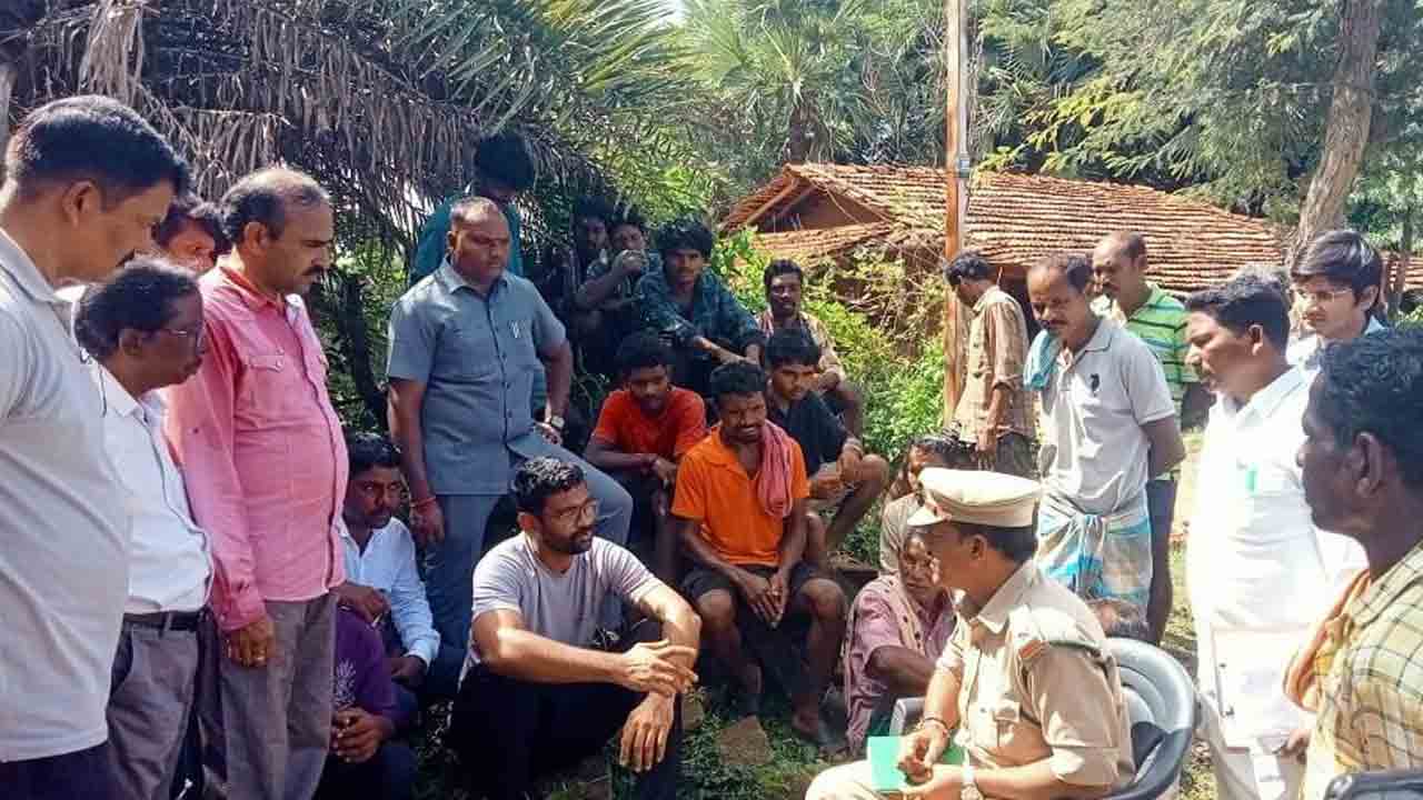 గ్రామీణ యువత స్వశక్తితో ఎదగాలి