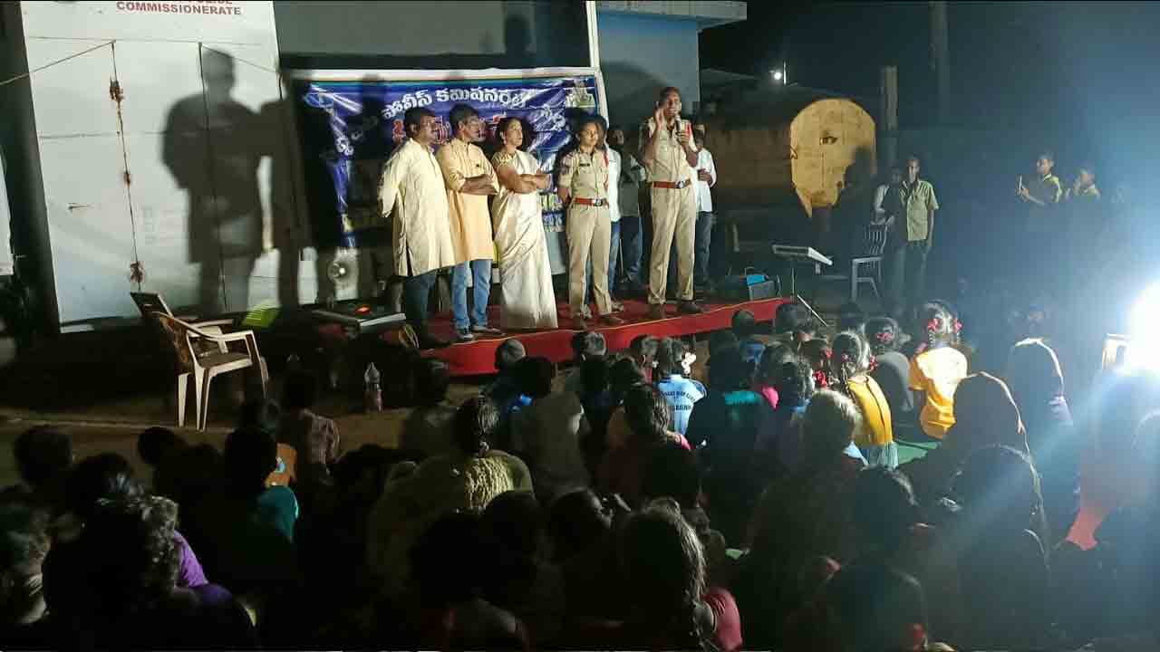 CI Latheef | మూఢనమ్మకాలు నమ్మవద్దు.. సైబర్ నేరాల పట్ల అప్రమత్తంగా ఉండాలి : సీఐ లతీఫ్
