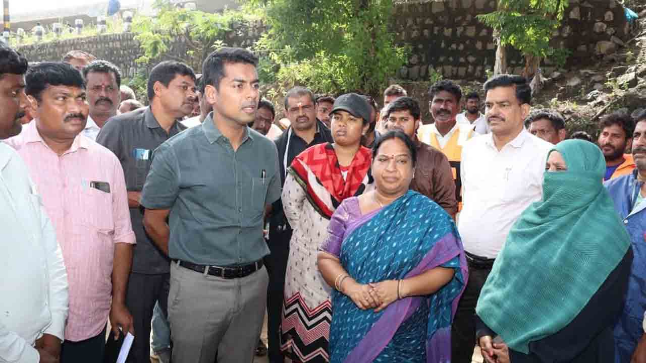 లోతట్టు ప్రజలు అప్రమత్తంగా ఉండాలి..