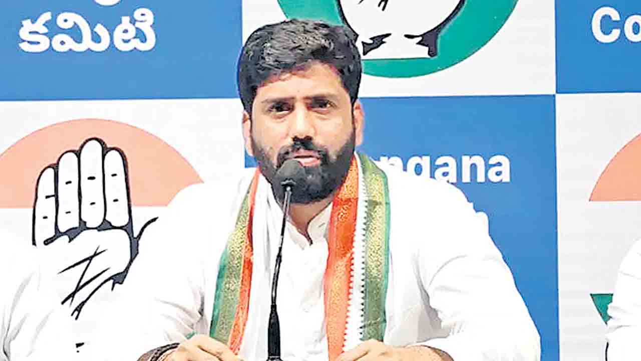 కాంగ్రెస్, బీజేపీ ఎంపీలు రాజీనామాకు సిద్ధపడాలి