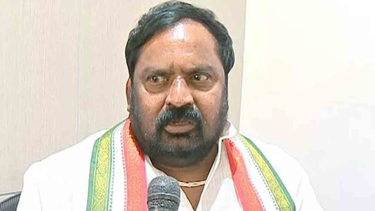 గంపకింద కమ్మేసినరు కదా!