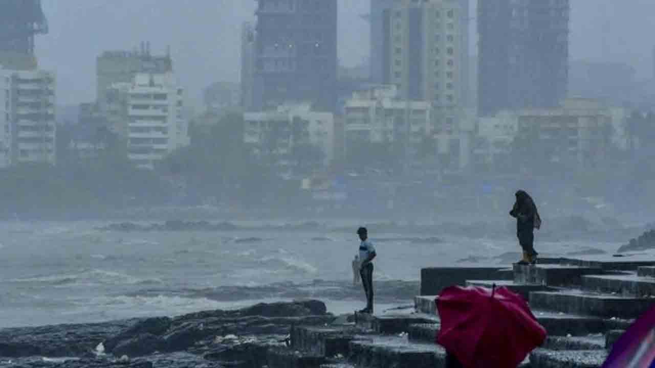 Cyclone Shakti | తీవ్ర తుఫానుగా శక్తి సైక్లోన్‌.. గంటకు 100 కిలోమీటర్ల వేగంతో ఈదురుగాలులు