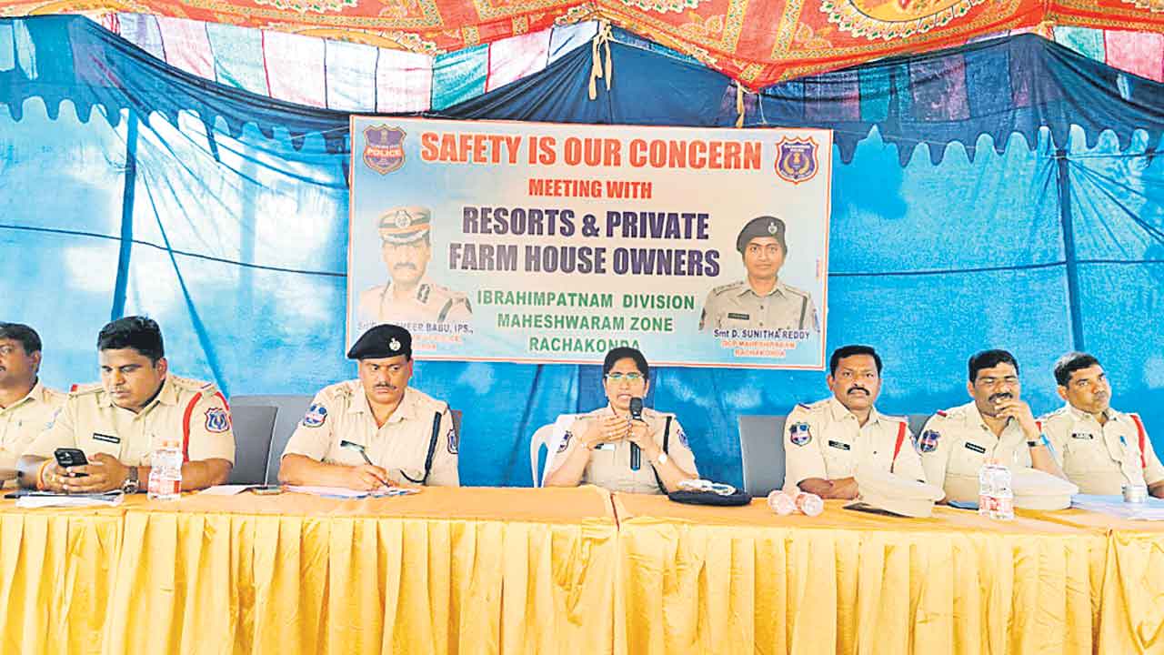 అసాంఘిక కార్యకలాపాలకు పాల్పడితే కఠిన చర్యలు