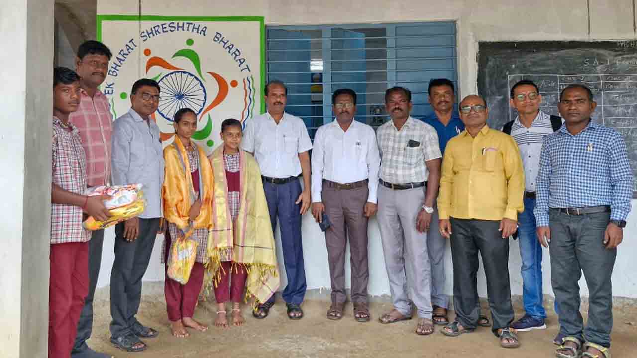 DEO Yadaiah | విద్యార్థులు లక్ష్యాన్ని నిర్దేశించుకోవాలి : డీఈవో యాదయ్య