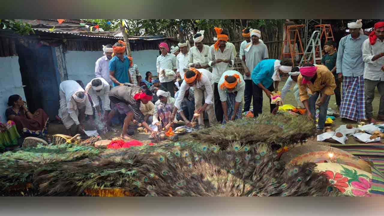 Dandari festivals | ఆదివాసి గూడేలలో దండారి ఉత్సవాలు షురూ !
