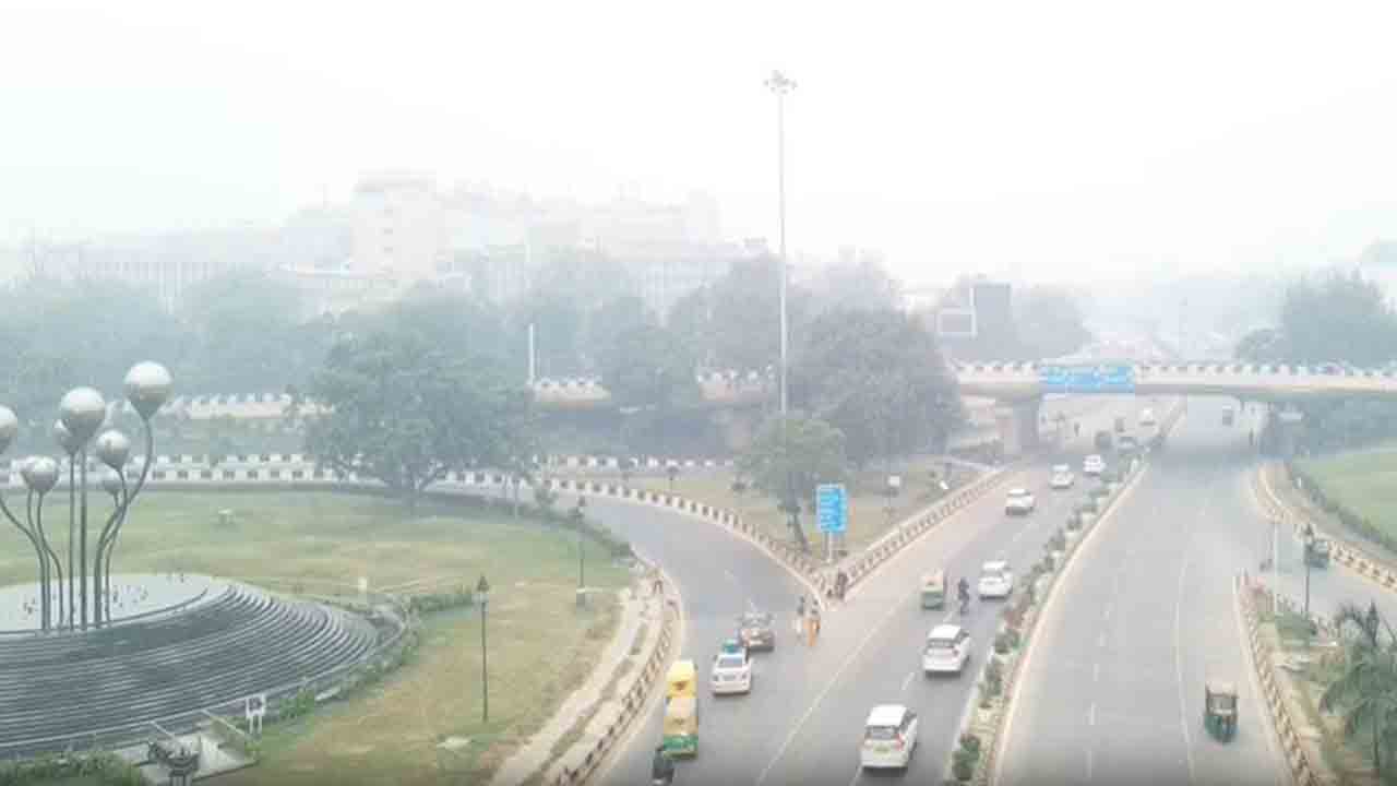 Air Pollution | ఢిల్లీలో క్షీణించిన వాయు కాలుష్యం.. వెరీ పూర్‌ కేటగిరీలో ఏక్యూఐ