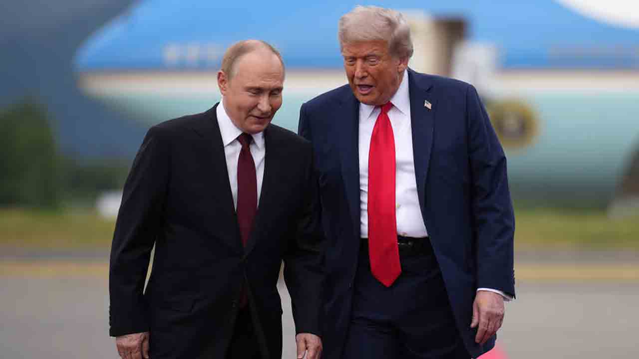 Trump – Putin meet | హంగరీలో జరగాల్సిన ట్రంప్‌-పుతిన్‌ల సమావేశం వాయిదా..!