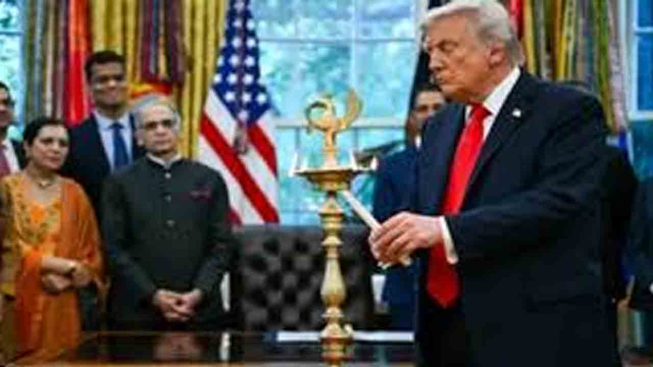 నకిలీ దేవుళ్ల ఆరాధన ఆపండి