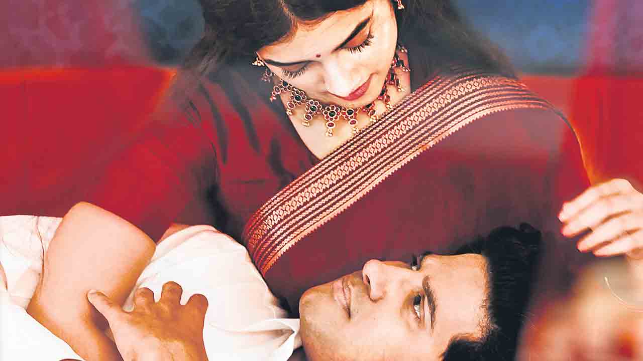 సినిమా నేపథ్య పీరియాడికల్‌ డ్రామా