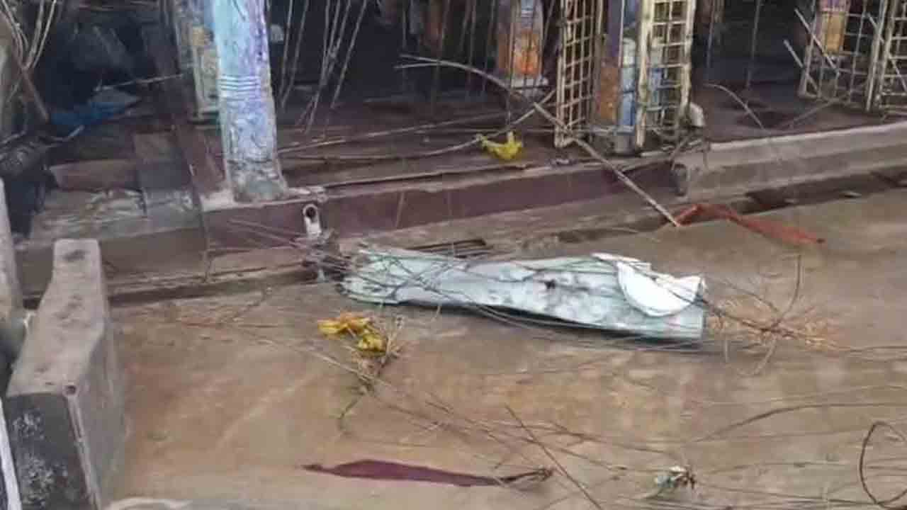 Edupayala Temple | వరద బీభత్సం.. ఏడుపాయల దుర్గమ్మ ఆలయానికి కోటి రూపాయల నష్టం