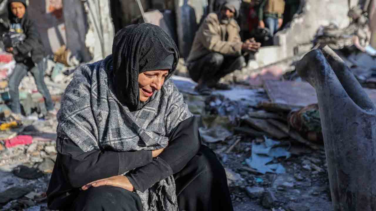 Gaza | డబ్బు, ఆహారం ఇస్తాం కోర్కెలు తీర్చండి.. గాజాలో యుద్ధం మాటున చీకటి కోణం.. లైంగిక దోపిడీకి గురవుతున్న మహిళలు