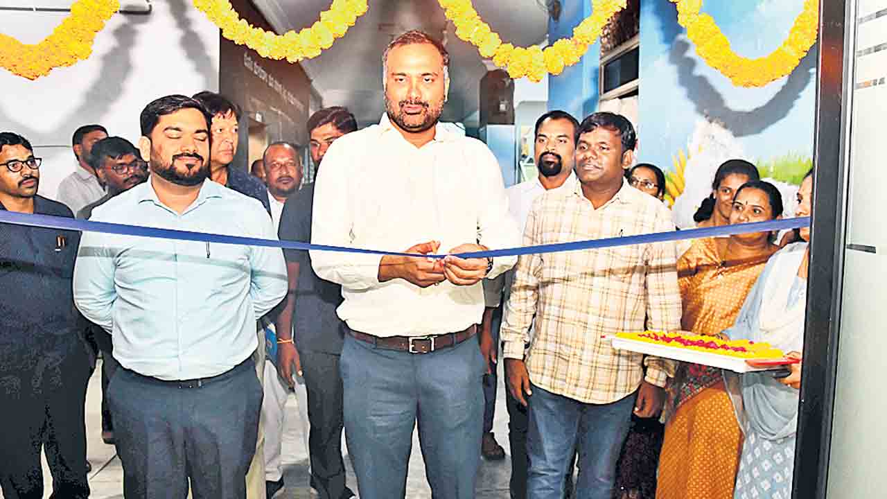 రాజకీయ ప్రకటనలకు ఎంసీఎంసీ అనుమతి తప్పనిసరి