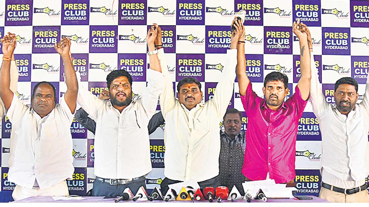 ప్రత్యక్ష పోరాటాలతోనే రిజర్వేషన్ల సాధన