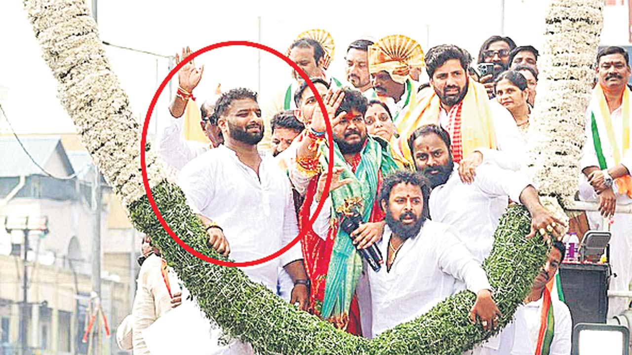 నవీన్‌ ర్యాలీలో గూండాలు.. రౌడీషీటర్లు