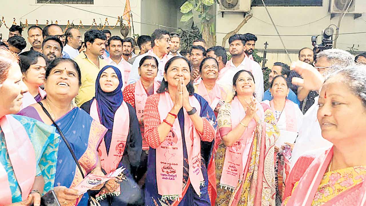 బీఆర్‌ఎస్‌తోనే హైదరాబాద్‌ అభివృద్ధి