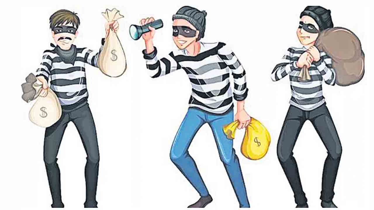 ఎప్పుడేం జరుగుతుందో?