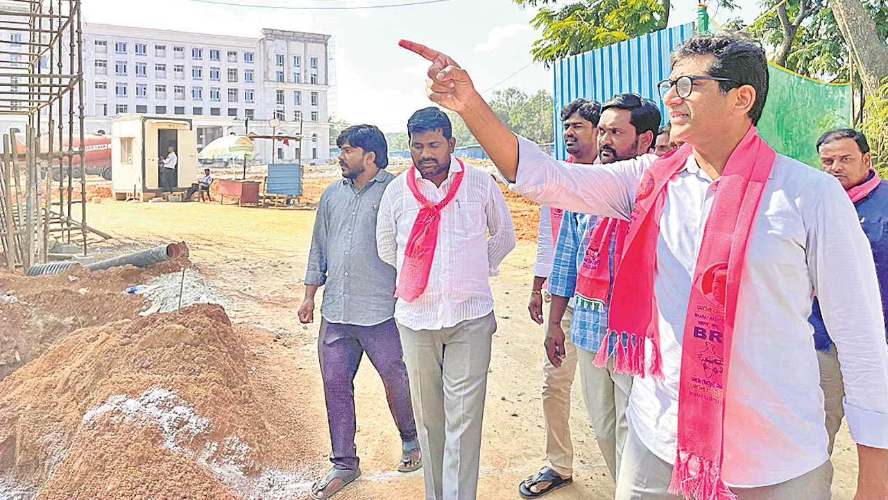 అభివృద్ధ్ది పనులు ఇవిగో..