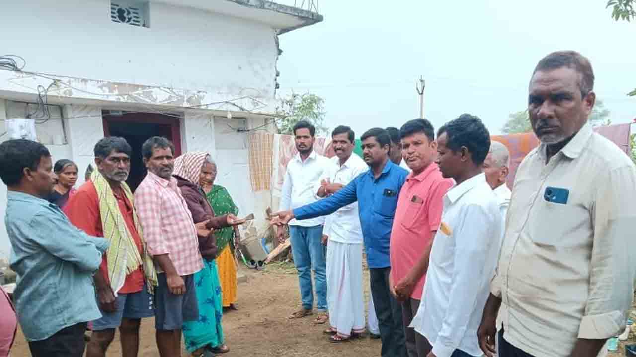 Help | మృతుని కుటుంబానికి కంఠారెడ్డి తిరుపతి రెడ్డి ఆర్ధిక సహాయం