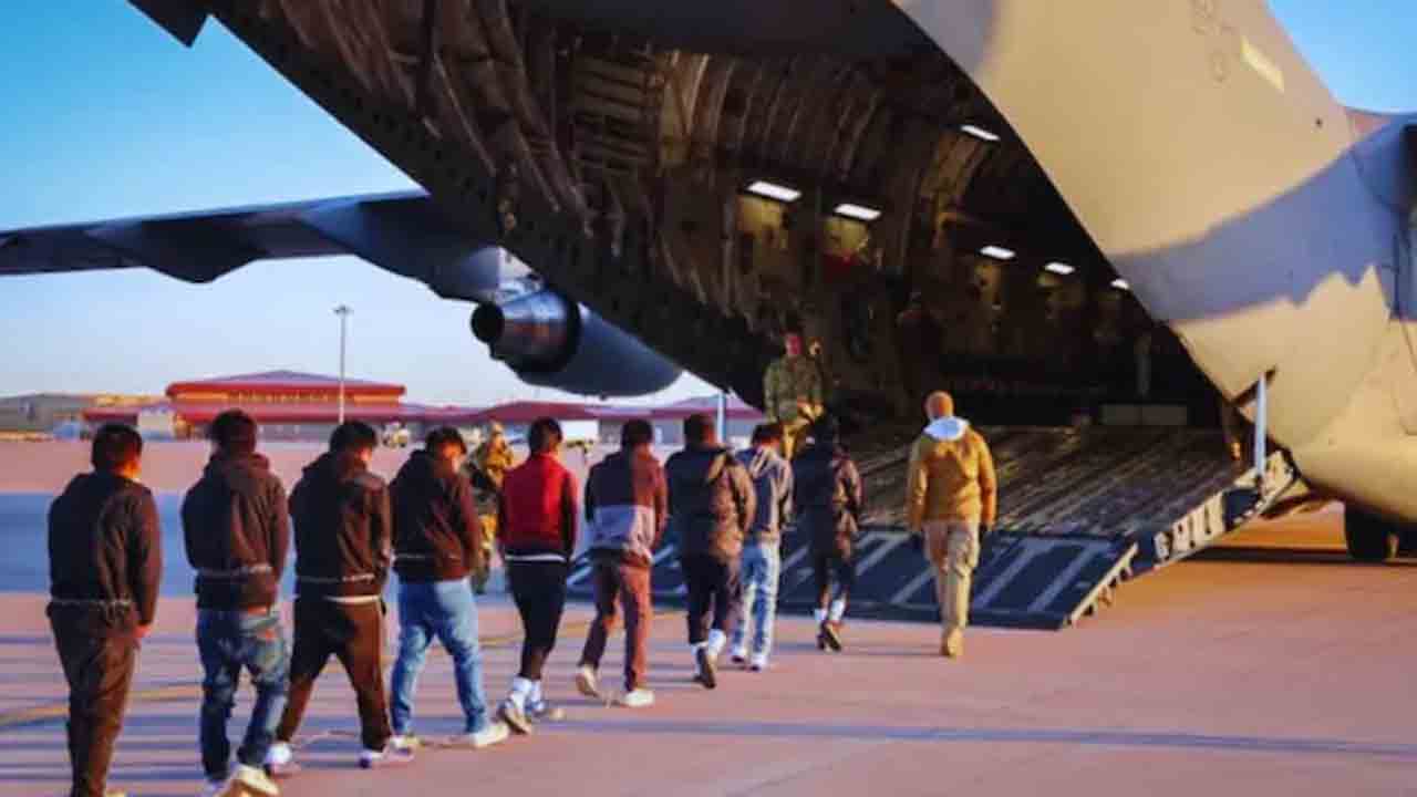 Indians | ఈ ఏడాది 2,790 మంది భారతీయుల్ని వెళ్లగొట్టిన అమెరికా : కేంద్రం