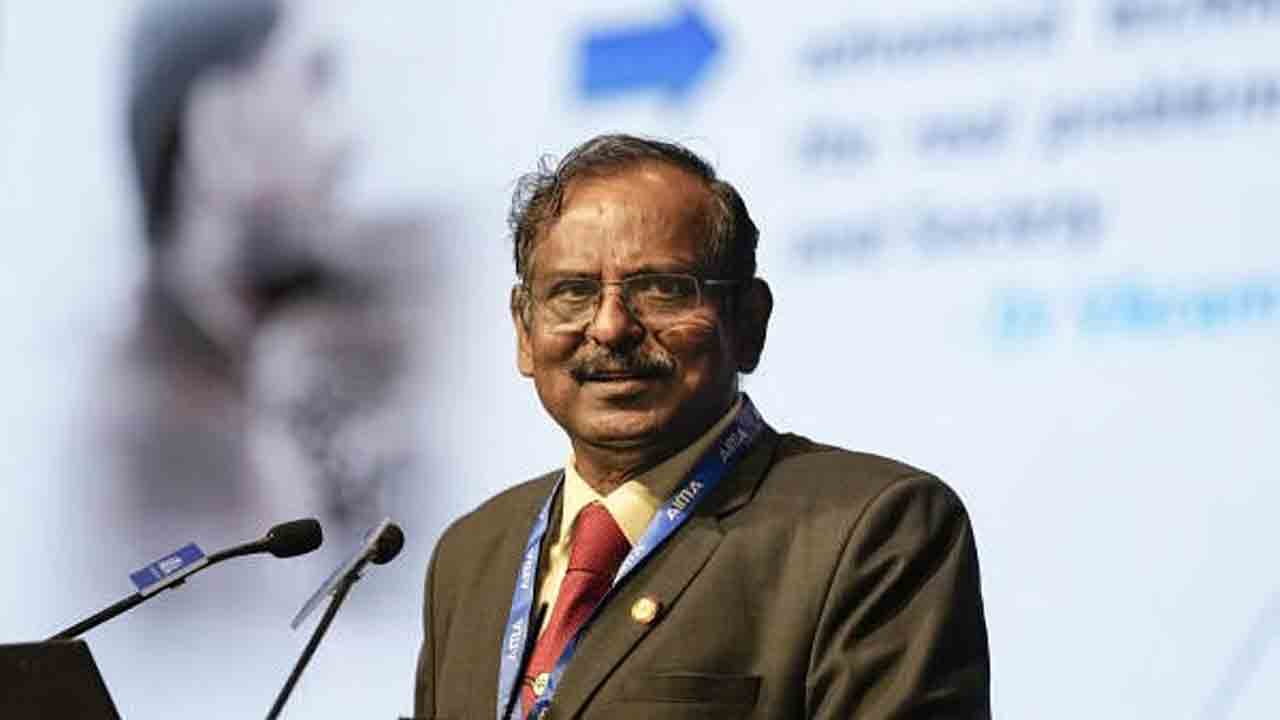 ISRO chief | 2040లో చందమామపైకి భారత వ్యోమగామి : ఇస్రో చీఫ్‌ నారాయణన్‌