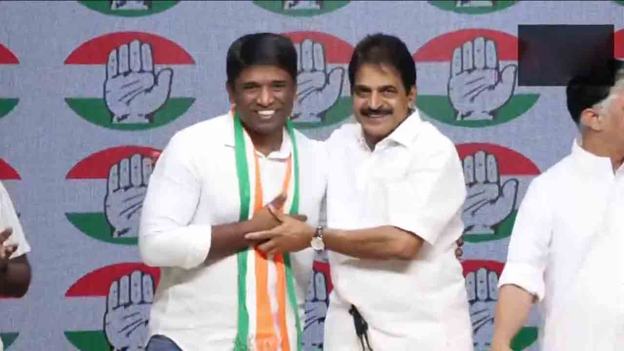 Kannan Gopinathan | కాంగ్రెస్‌ పార్టీలోకి మాజీ ఐఏఎస్‌ అధికారి కన్నన్‌ గోపినాథన్‌