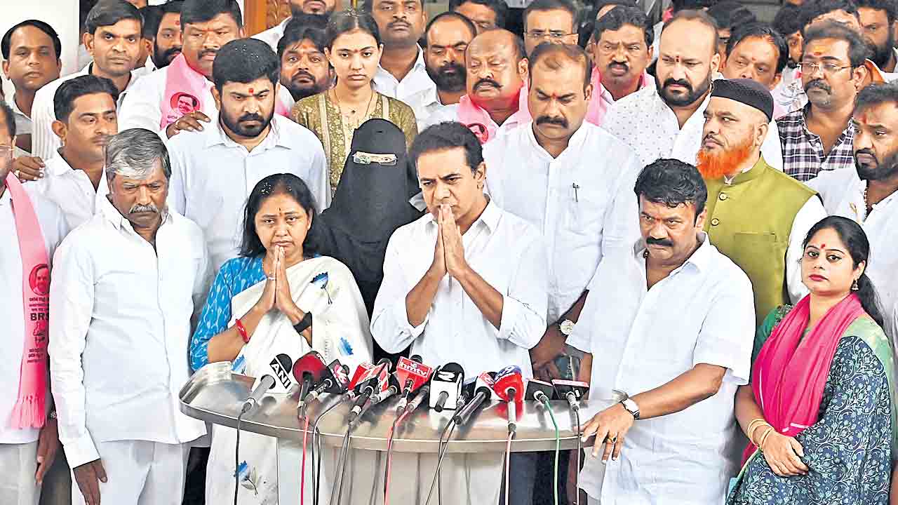 ఇది అభివృద్థికి, అరాచకానికి మధ్య పోరు.. జూబ్లీహిల్స్‌ నుంచే గులాబీ జైత్రయాత్ర షురూ: కేటీఆర్‌