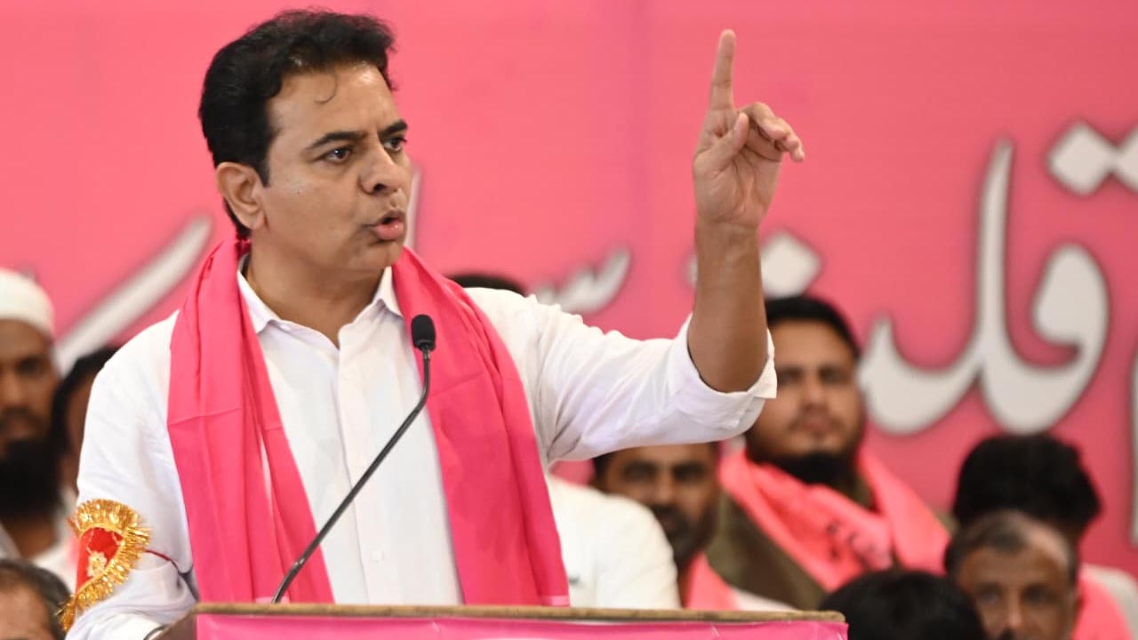 KTR | రెండేళ్లు అయిపోయాయి.. ఇంకో మూడేళ్లలో చేసేది ఏమీ ఉండదు.. కాంగ్రెస్ సర్కారుపై కేటీఆర్ సెటైర్లు..