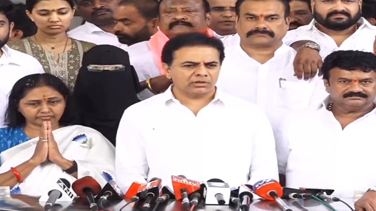KTR | పదేళ్ల అభివృద్ధి, రెండేళ్ల అరాచక పాలనకి మధ్య జరుగుతున్నదే జూబ్లీహిల్స్‌ ఎన్నిక : కేటీఆర్‌