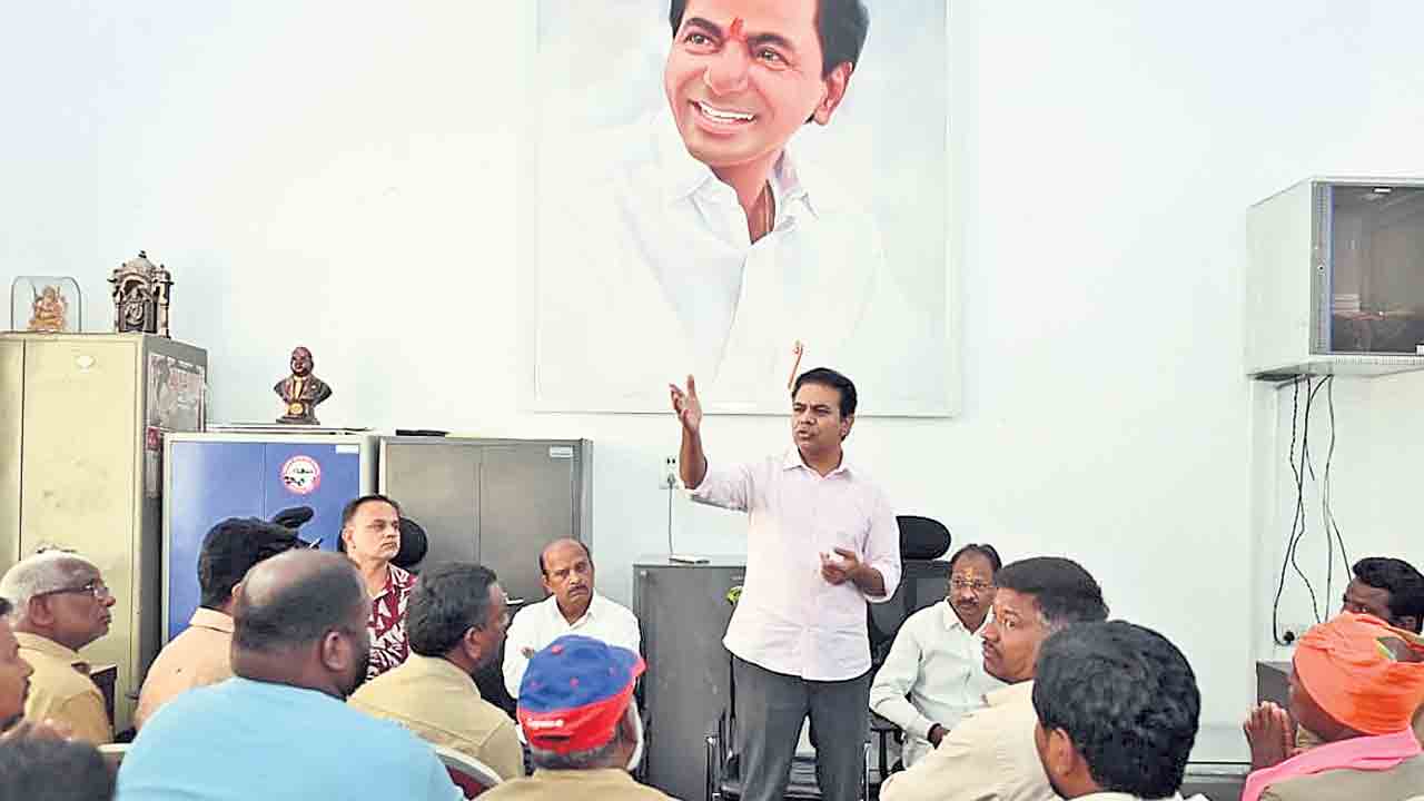 ఆటో డ్రైవర్లకు అండగా ఉంటాం