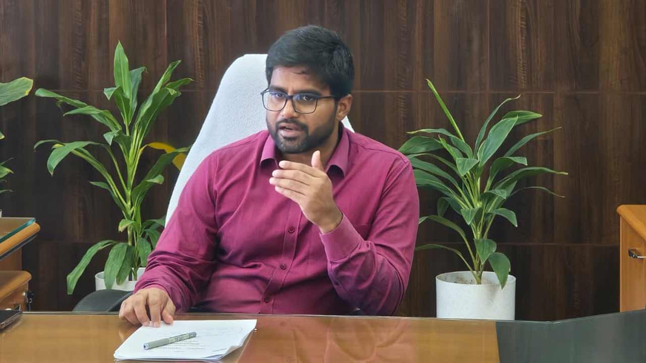 విద్యుత్‌ ఉద్యోగులకు సెలవులు రద్దు