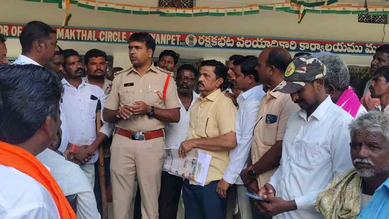 Sheep Thieves | గొర్రెల దొంగలపై చర్యలు తీసుకోకపోతే జాతీయ రహదారిపై ధర్నా చేపడుతాం