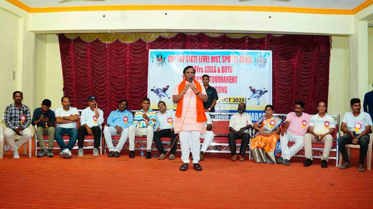 Nizambad Urban MLA |  క్రీడాకారులు అంతర్జాతీయ స్థాయిలో రాణించడం జిల్లాకే గర్వకారణం