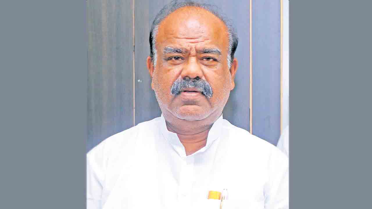 మా వాటా మాకు దక్కాల్సిందే.. మండలి ప్రతిపక్ష నేత మధుసూదనాచారి