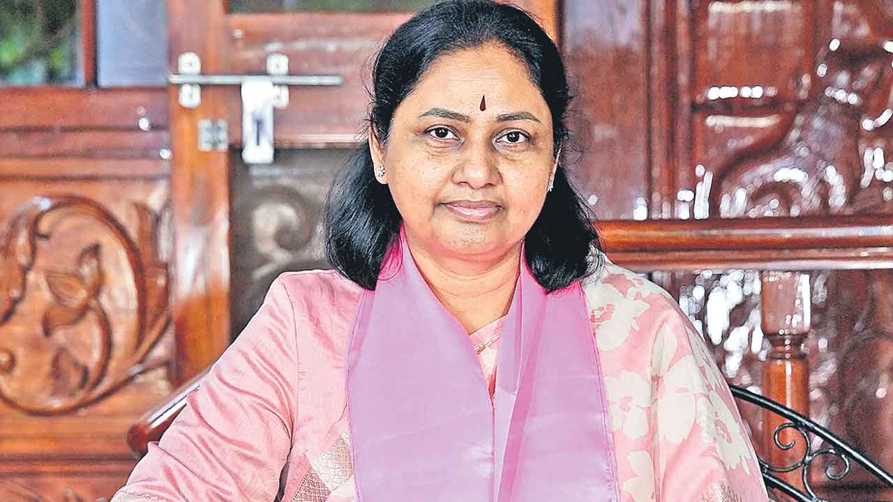 గోపన్నలా మీకు అండగా ఉంటా.. సమస్యలు పరిష్కరిస్తా