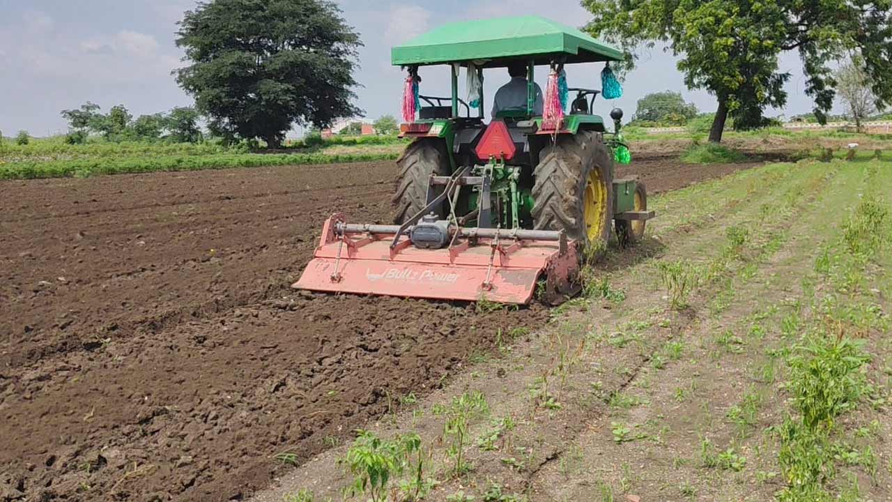 రైతు కంట్లో కన్నీరు