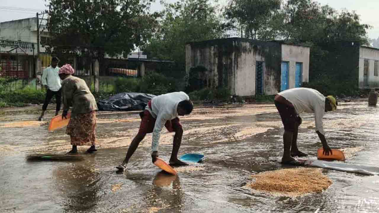 కమీషన్‌ ఏజెంట్లు, ఖరీదుదారుల మధ్య వివాదం
