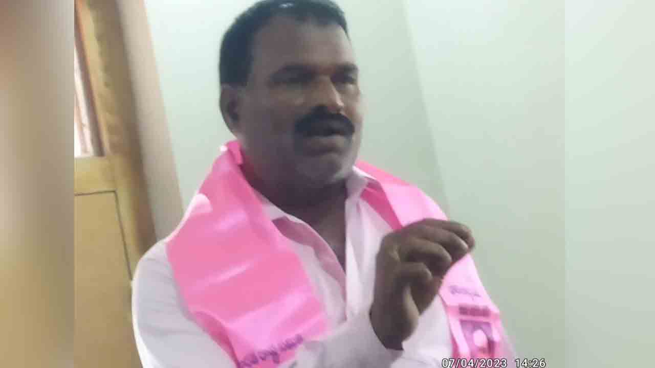 Mamidi Anjaiah | తహసీల్దార్ తీరుపై కలెక్టర్కు ఫిర్యాదు.. అబద్దాల పునాదుల మీద కాంగ్రెస్ ప్రభుత్వం ఏర్పడింది : బీఆర్ఎస్ నేత మామిడి అంజయ్య