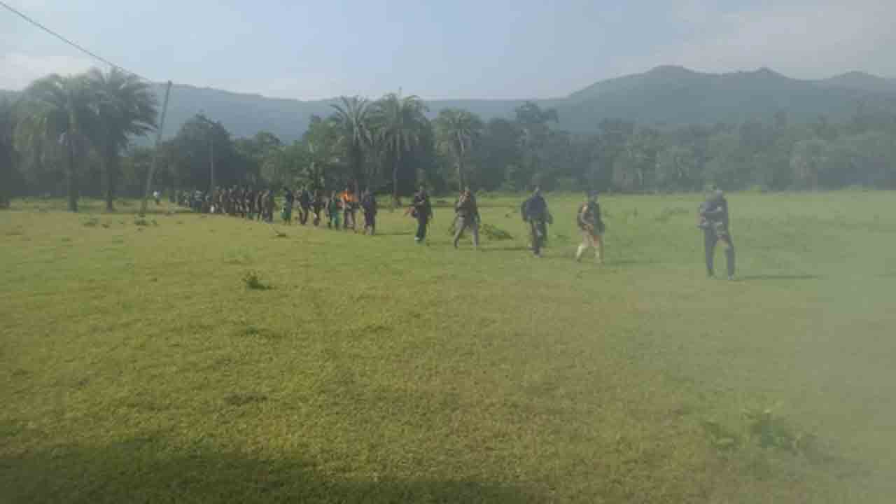 Maoists Surrender | ఛత్తీస్‌గఢ్‌లో లొంగిపోయిన 170 మంది మావోయిస్టులు