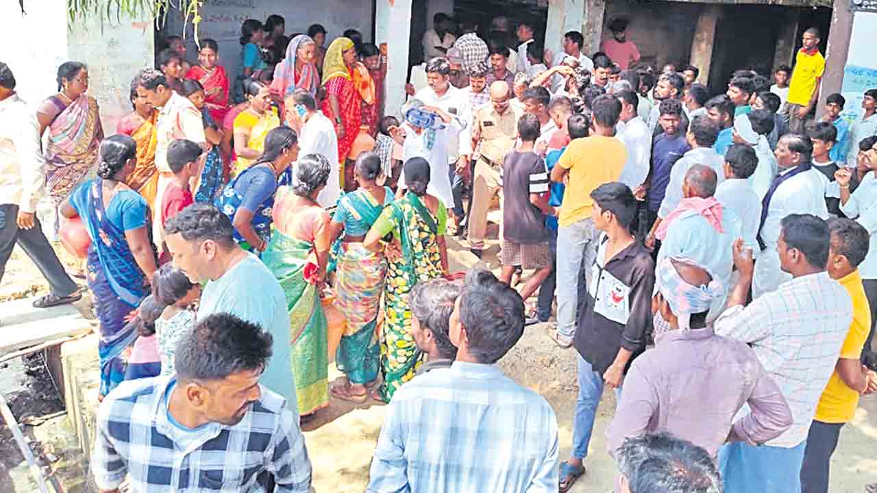 ఖాజాపూర్‌ వాసుల కన్నెర్ర