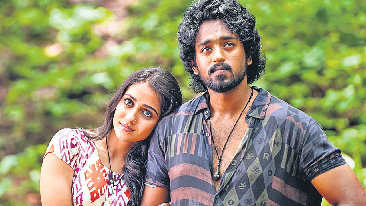 ‘మోగ్లీ’ ప్రేమపోరాటం