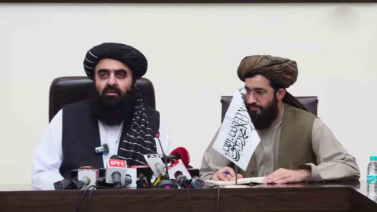 Women journalists | ‘అందులో మా పాత్ర లేదు’.. మహిళా జర్నలిస్టులపట్ల వివక్షపై కేంద్రం