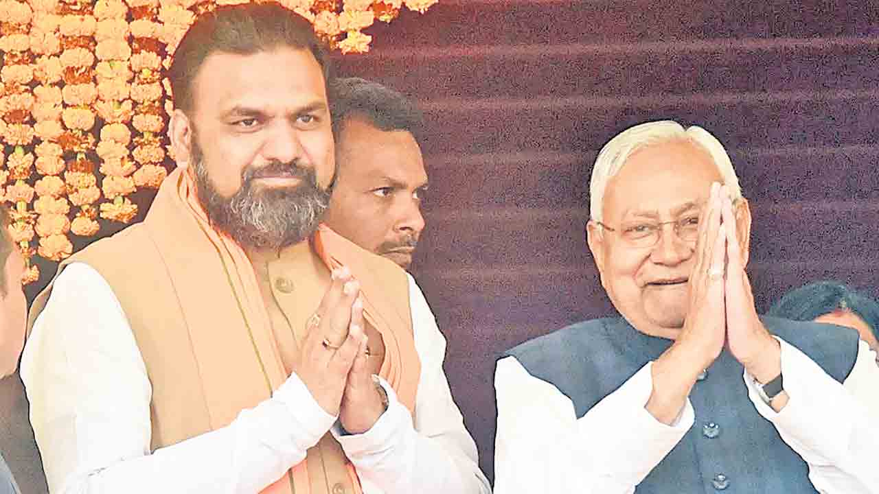 ఎన్డీయే సీట్ల పంపకం ఖరారు