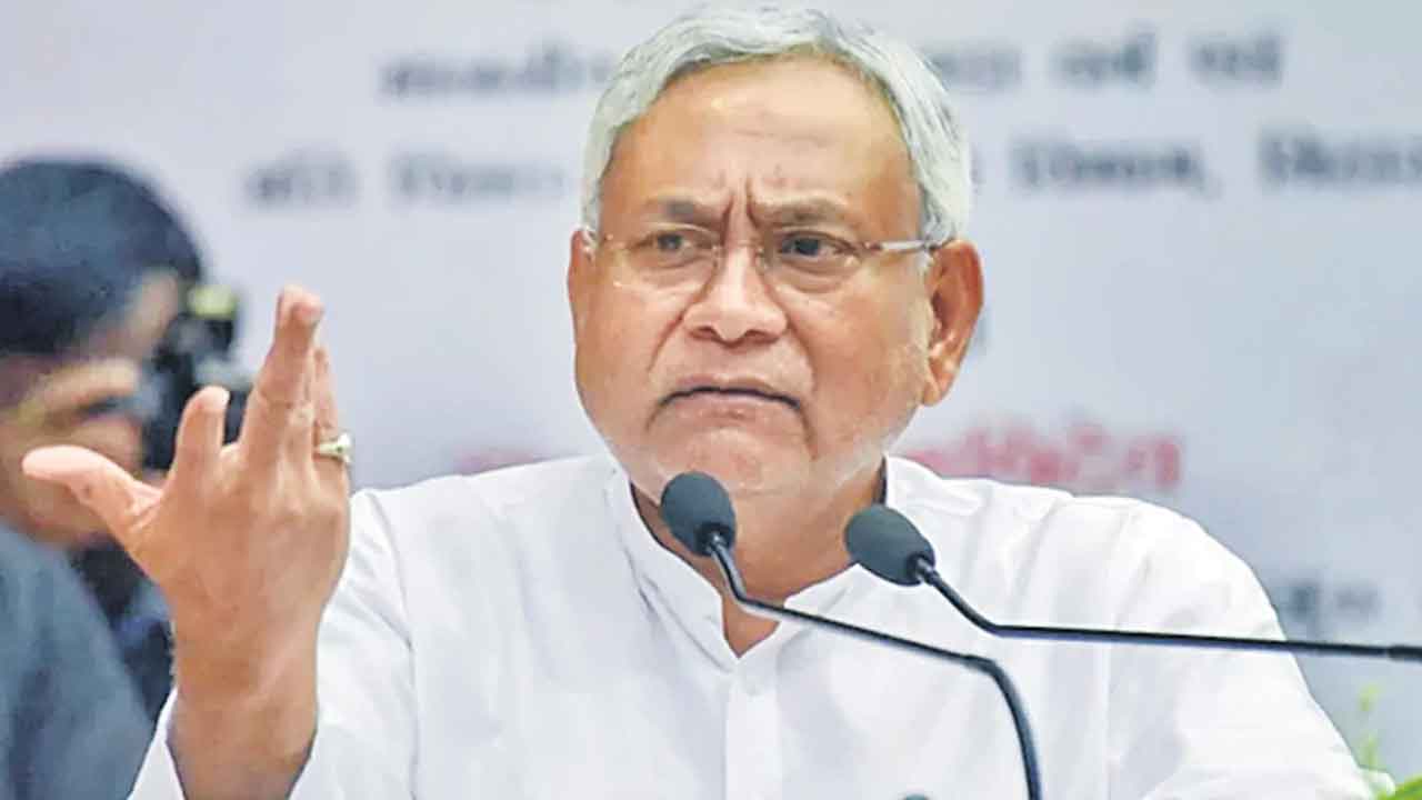 నితీశ్కు ఇవే చివరి ఎన్నికలు?.. కూటముల మార్పుతో దెబ్బతిన్న విశ్వసనీయత!