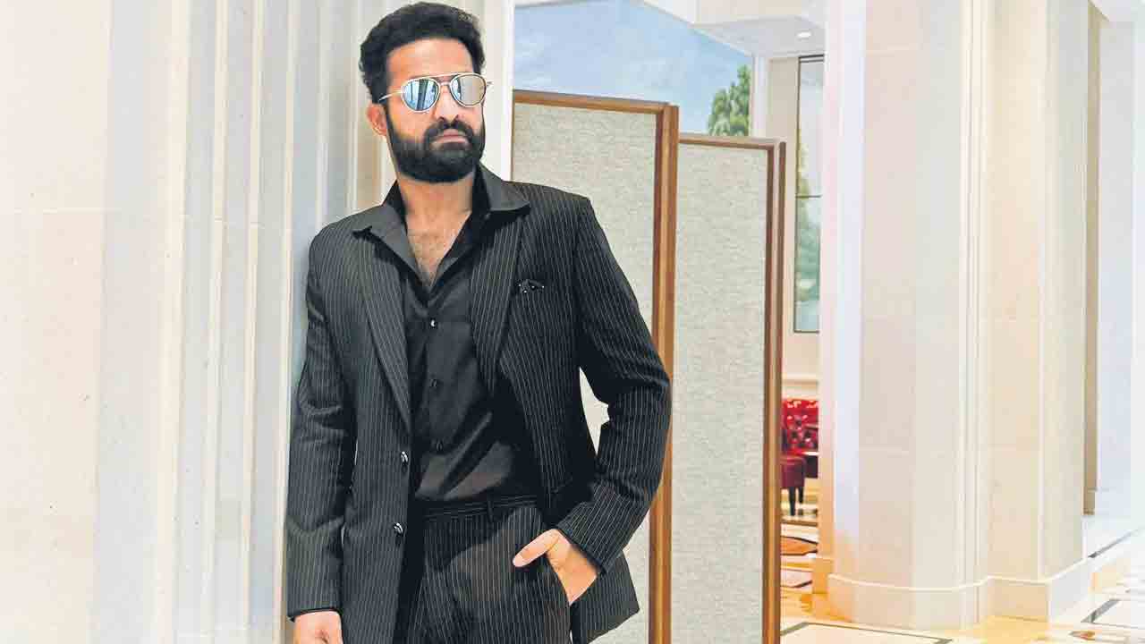 ఓ ఏడాదంతా త్రివిక్రమ్‌కే?